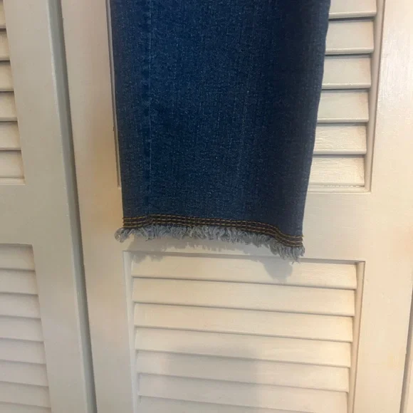 Ruby Rd.Medium Blue Ankle Jeans - Picture 4 of 7